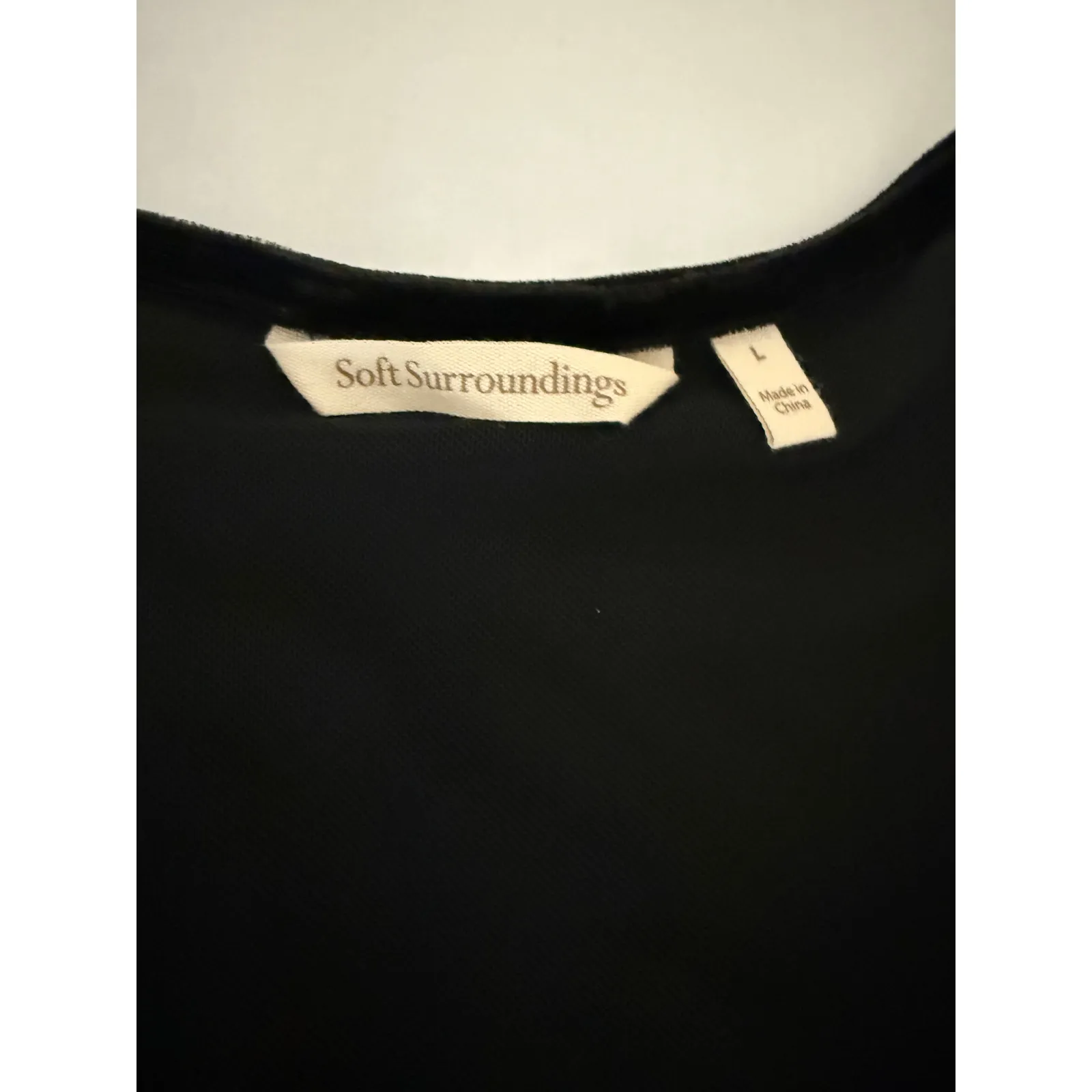 Soft Surroundings Black Velvet Surplice V-Neck 3/4 Sleeves Blouse Holiday Top L - Image 5