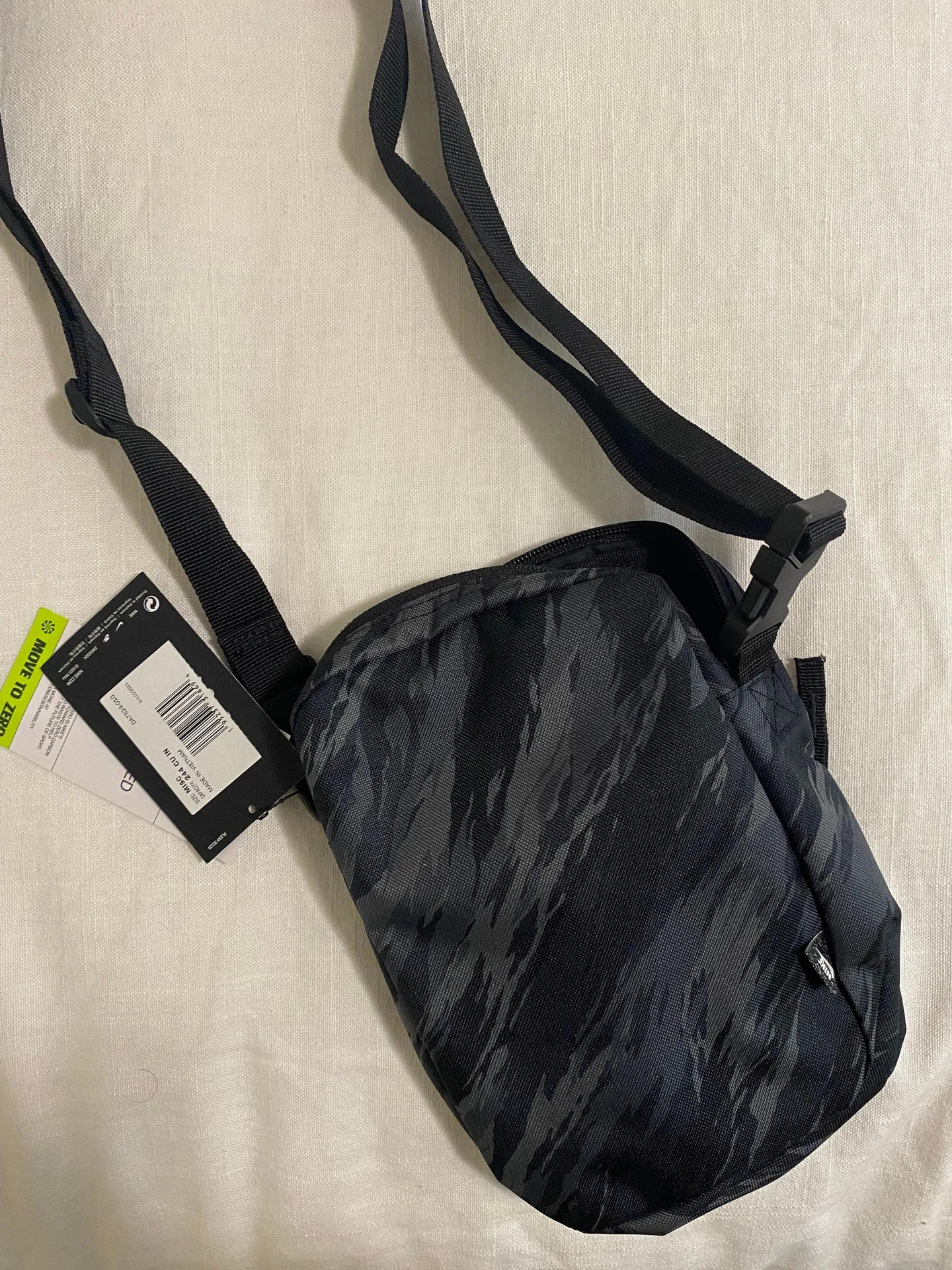 Nike Crossbody Purse/Sachel Multiple - Image 3