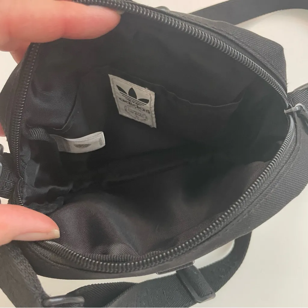 Adidas Originals Festival Crossbody Bag Purse Utility Travel Camera Black Unisex - Image 11