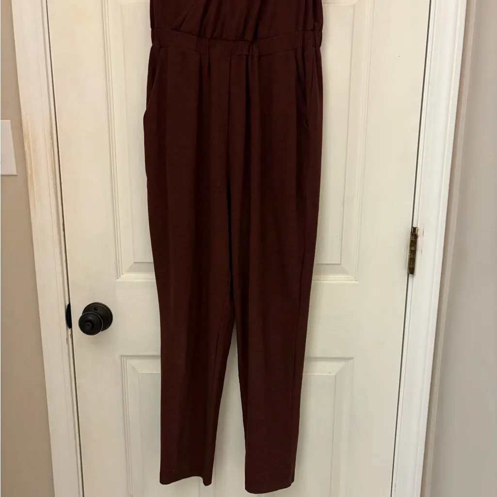 Old Navy Active  Breathe On Cross Front Sleeveless Jumpsuit - Image 7