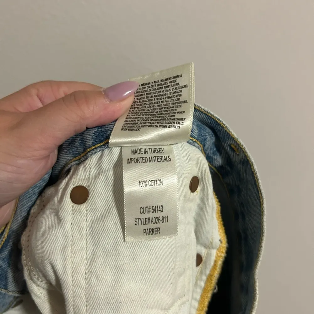 AGOLDE Parker Vintage Cut Off Short in Swapmeet size 24 - Image 7