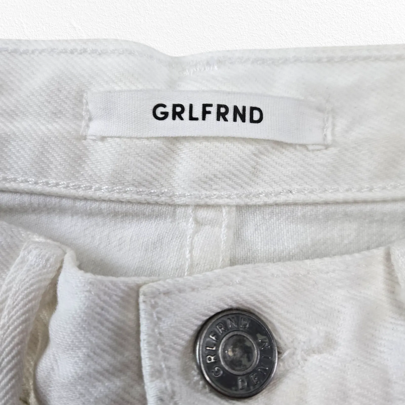 GRLFRND Karolina Distressed High Rise Straight Jeans You Know Im No Good Size 24 - Image 4