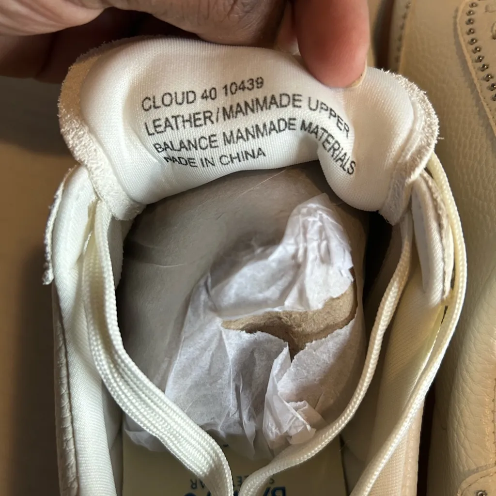 New Back 70 Women’s Cloud Sneakers White Size 9 - Image 6