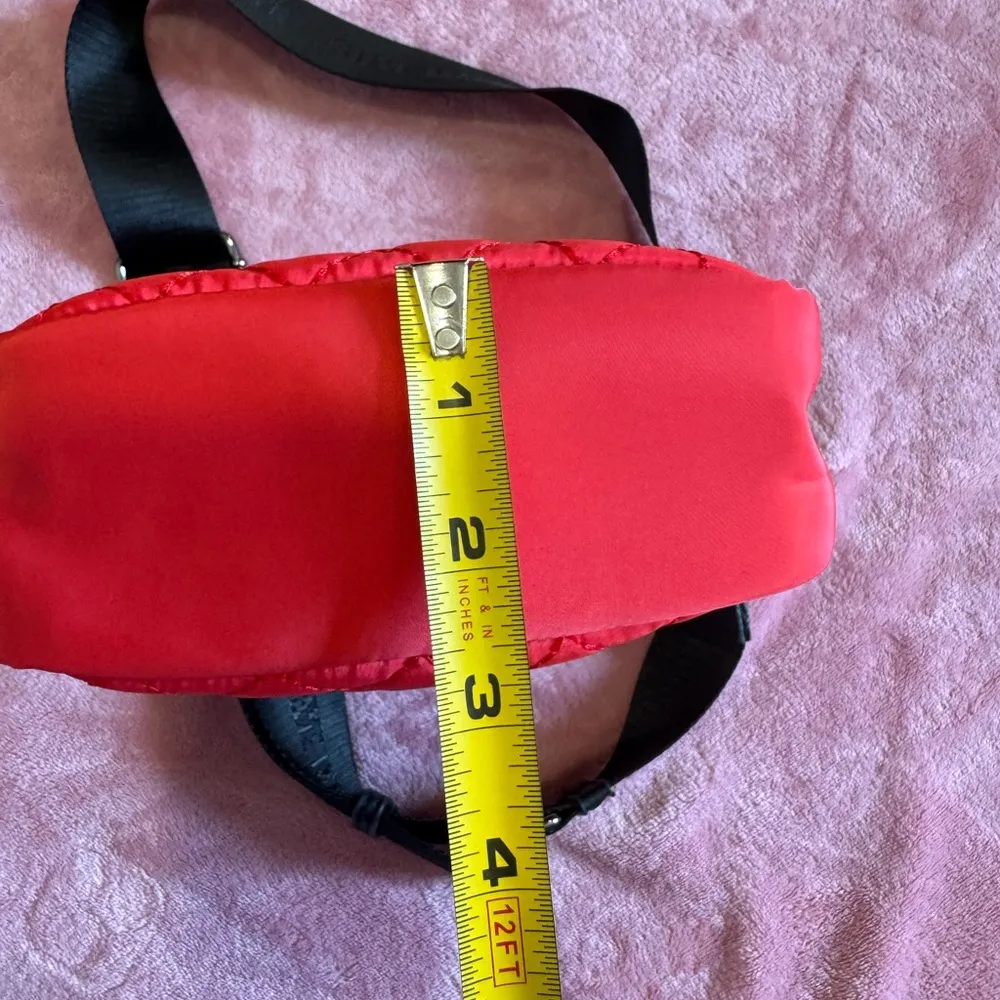 Steve Madden Red and Black Crossbody Bag - Image 2