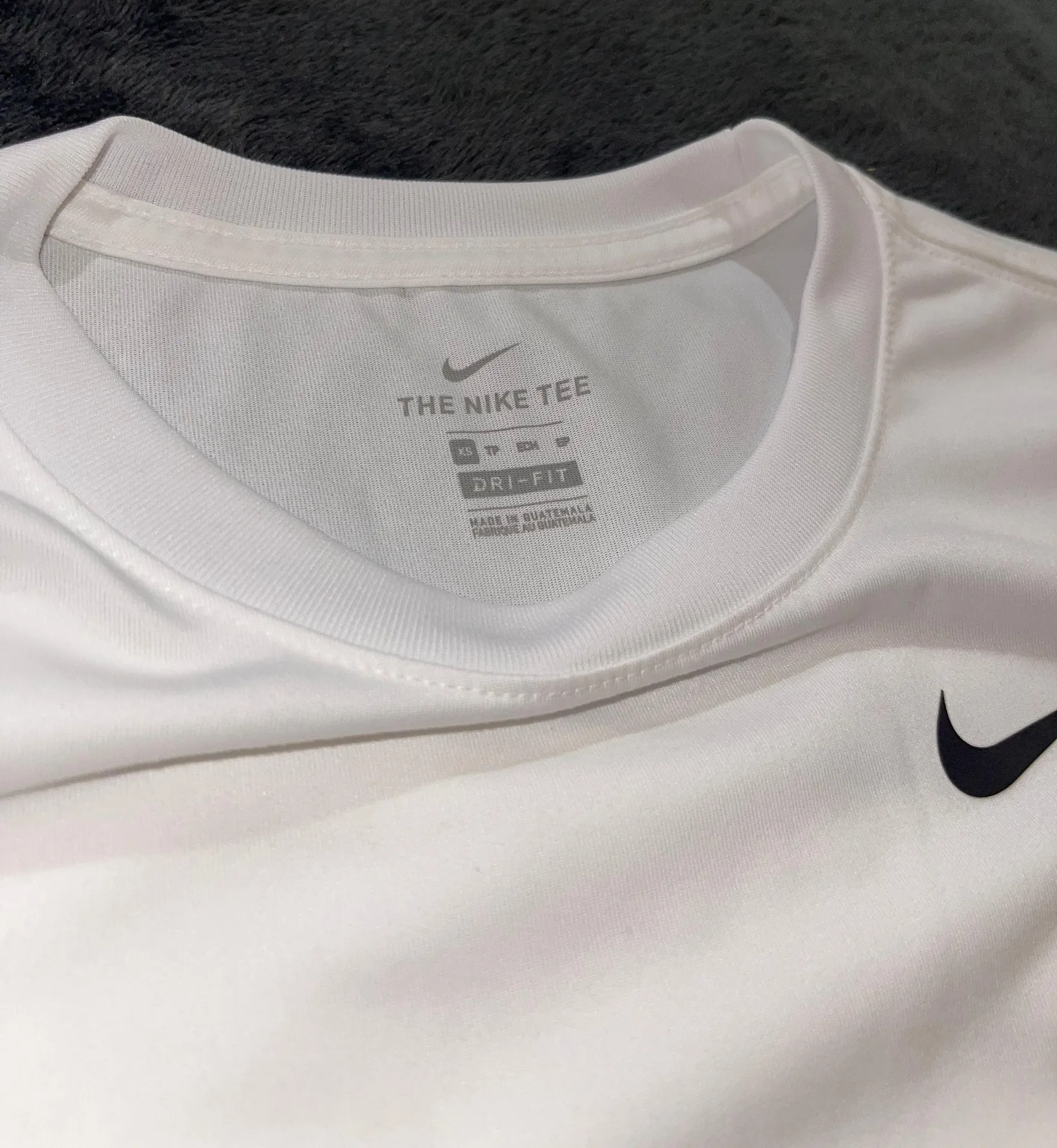 Nike White  tshirt - Image 2