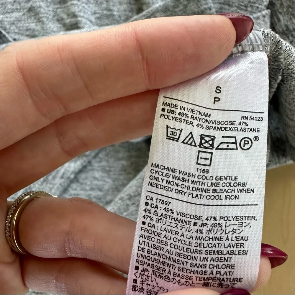 Banana Republic Factory Marled Grey Luxespun Long Sleeve Scoop Neck Top Gray - Image 5