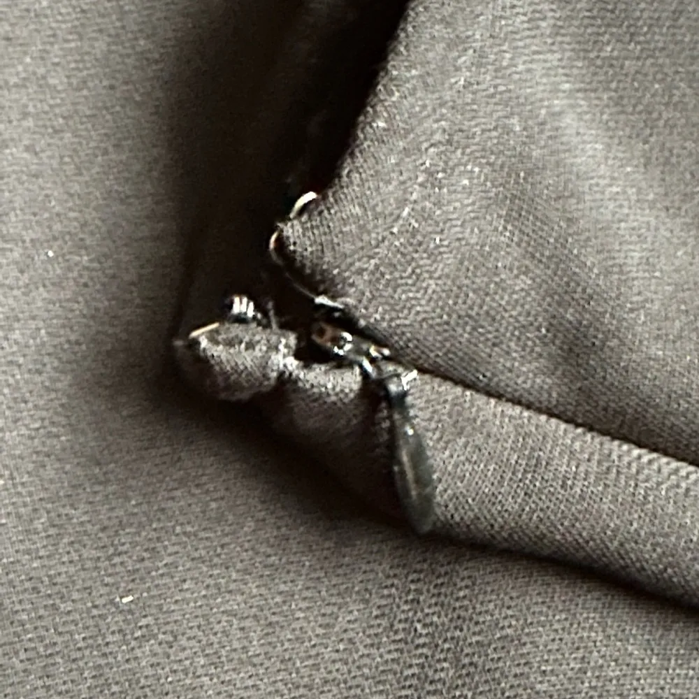 Gegrge Black Fit & Flare Long Skirt SZ 12 Zip On Side No Lining Good Con… - Image 9