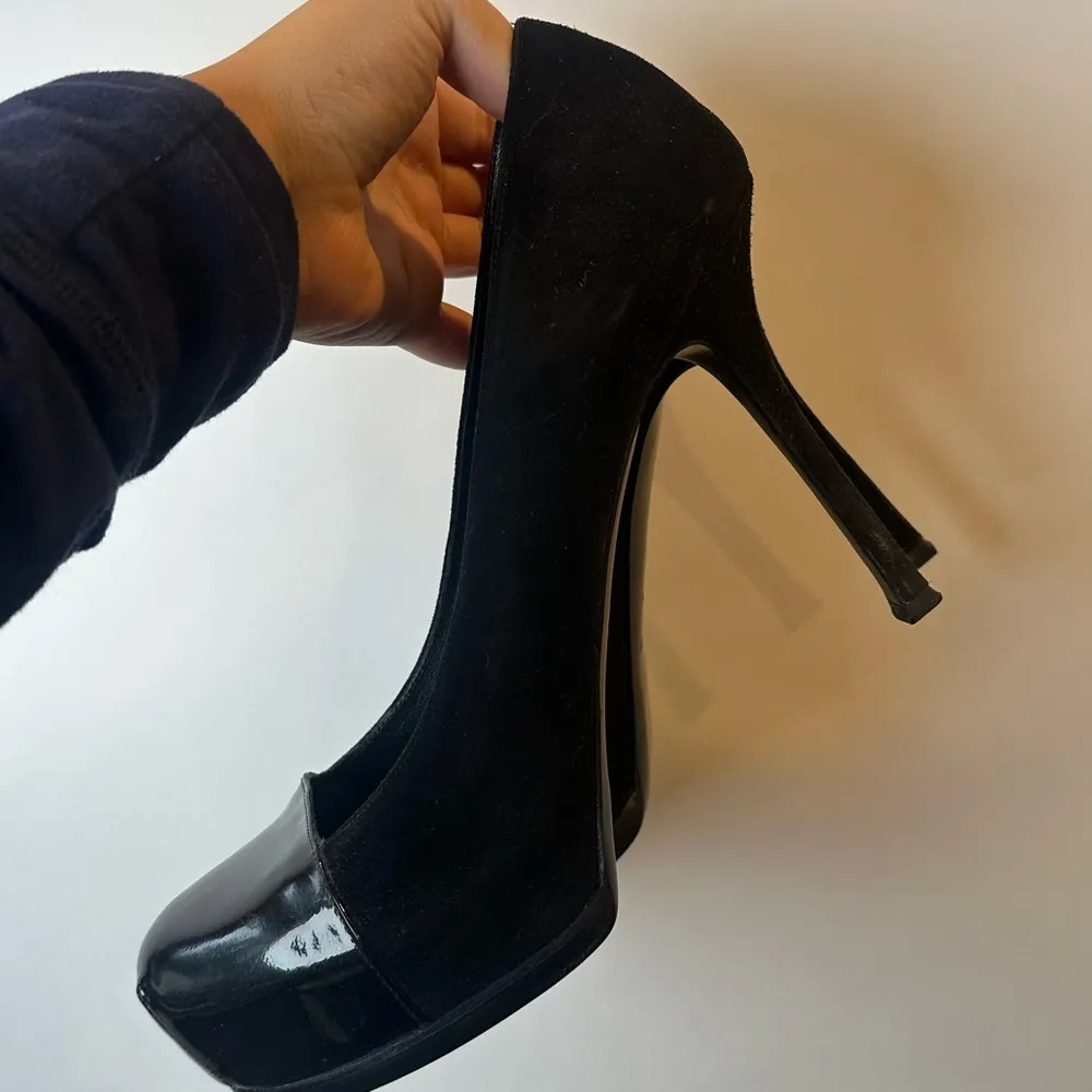 Vintage YSL Elegant Black High Heels Size 11 - Image 7