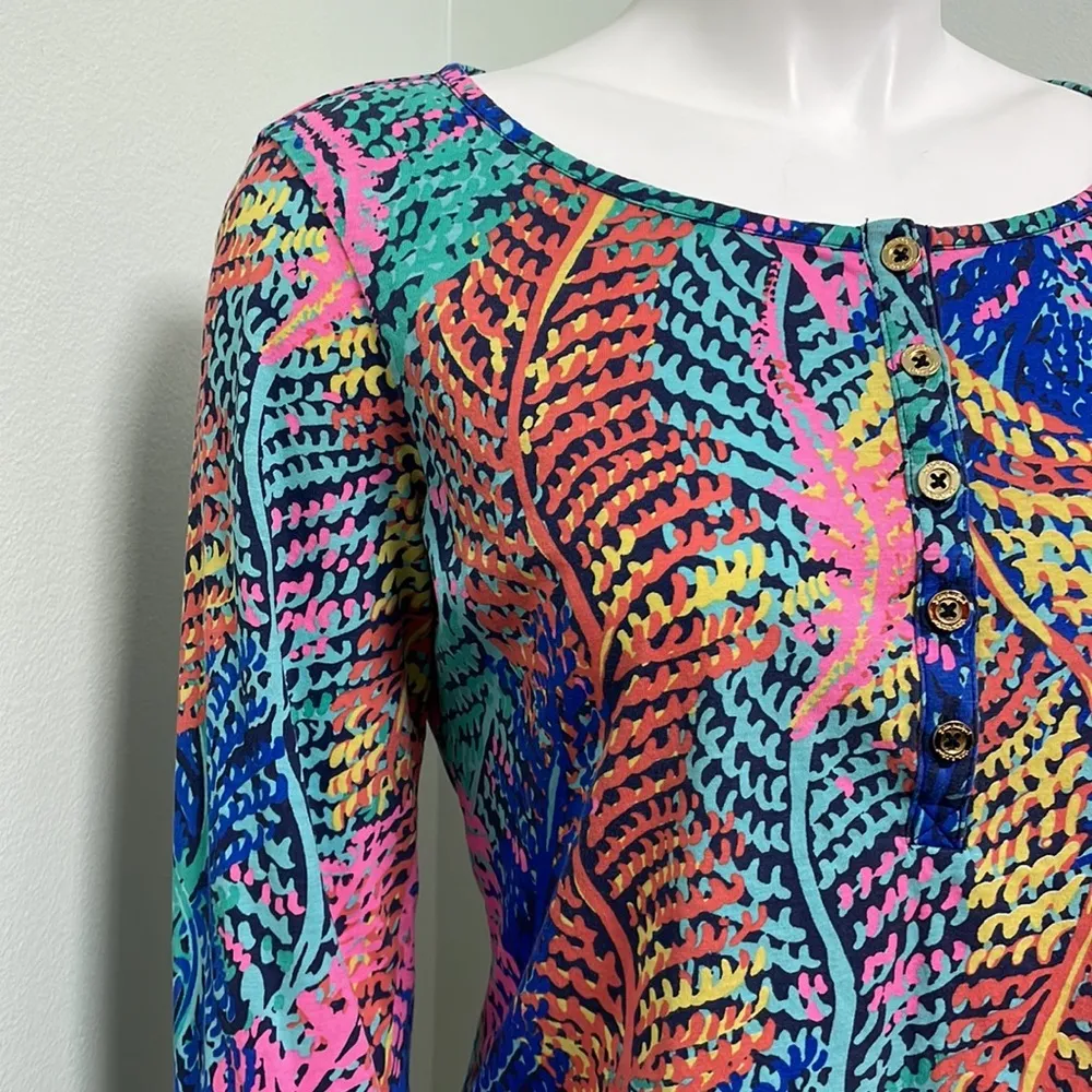 Lilly Pulitzer Electric Feel Henley - Image 4