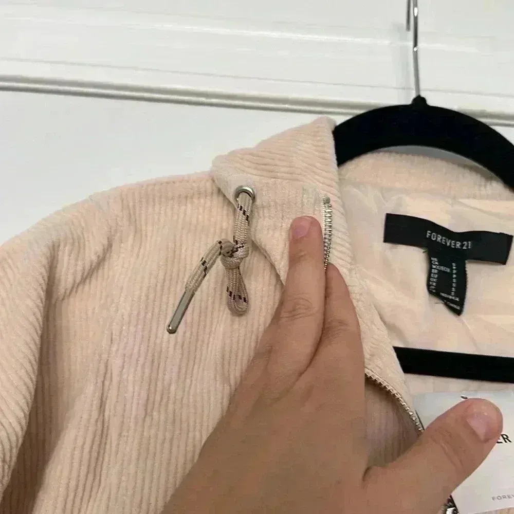 NWT Forever 21 Corduroy Drawstring Bomber Jacket Ivory Sz S - Image 5