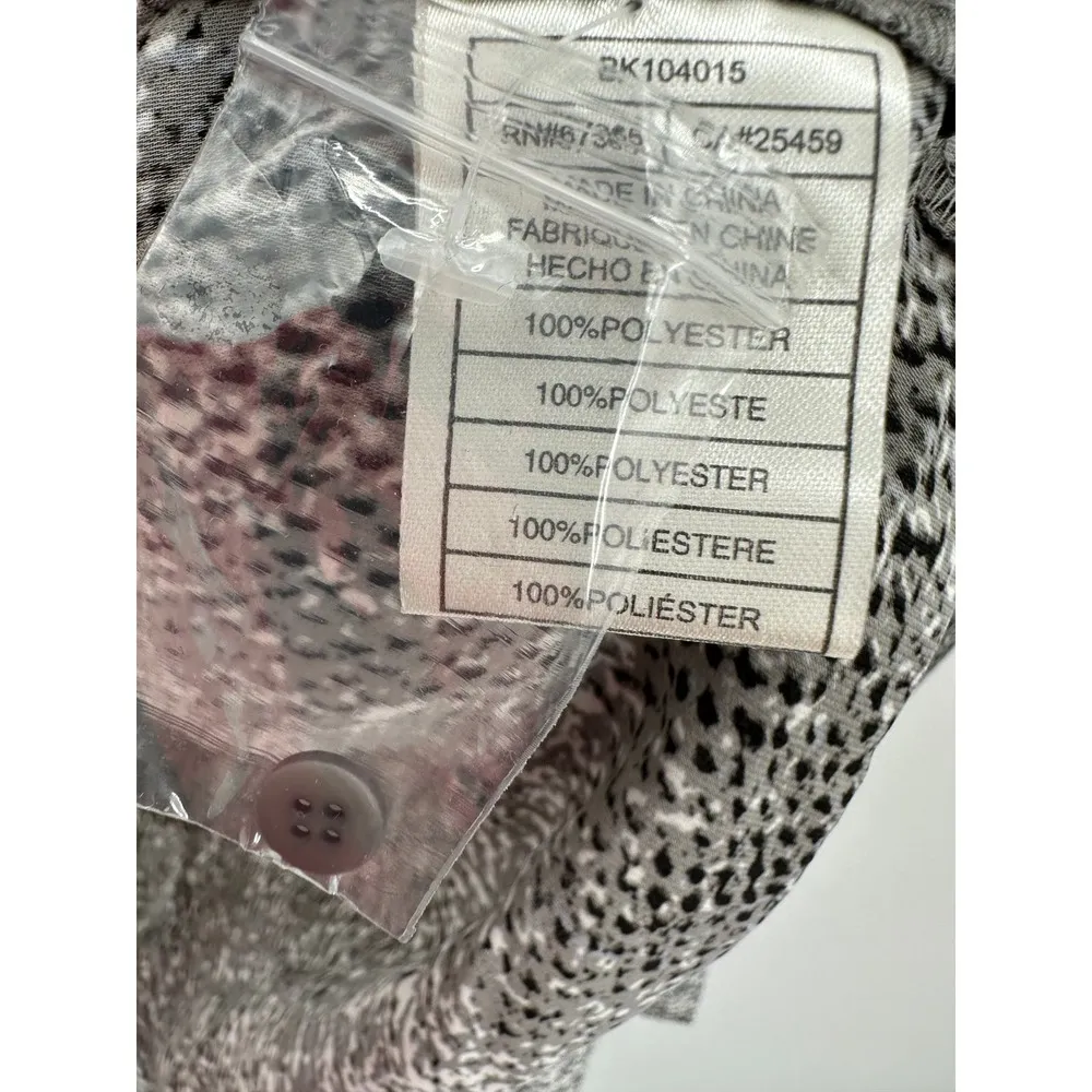BB Dakota Top Women XS NWT Taupe Grey White Born To Be Wild Button Front - Image 8