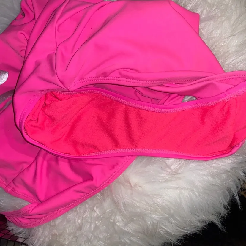 Juicy Couture Vibrant Pink Swimwear - Image 4