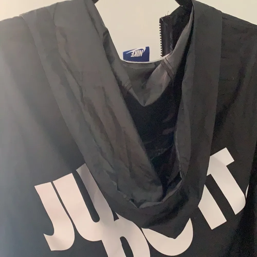 Nike windbreaker zip up jacket - Image 5