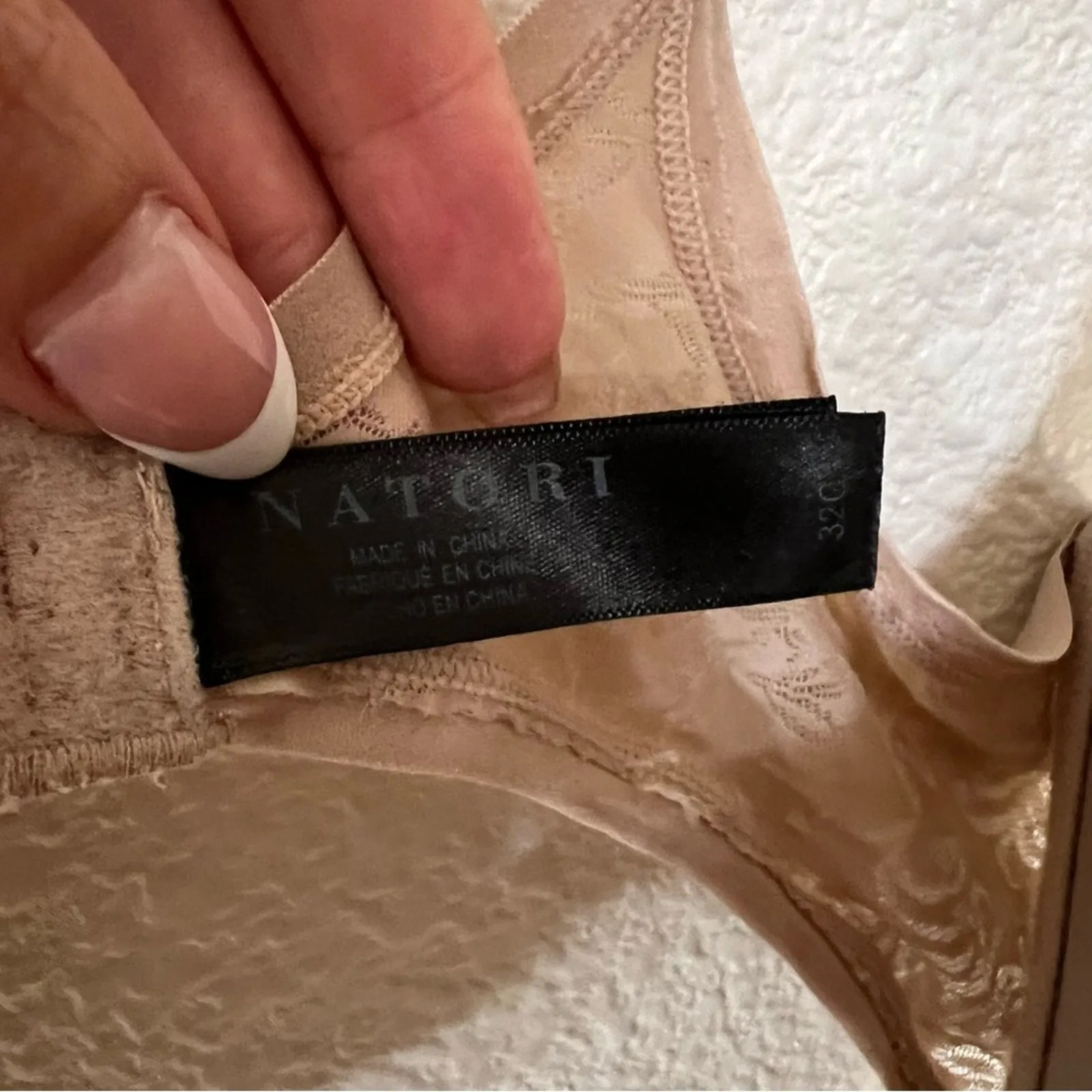 Natori 136059 nude tan floral underwire bra 32C - Image 6