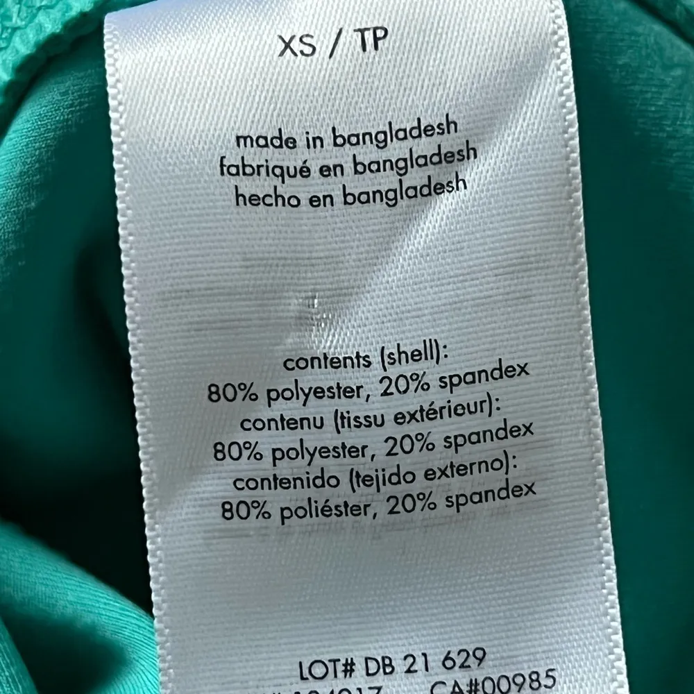 NWT WeWoreWhat Bike Shorts in Tile Green | XS - Image 8