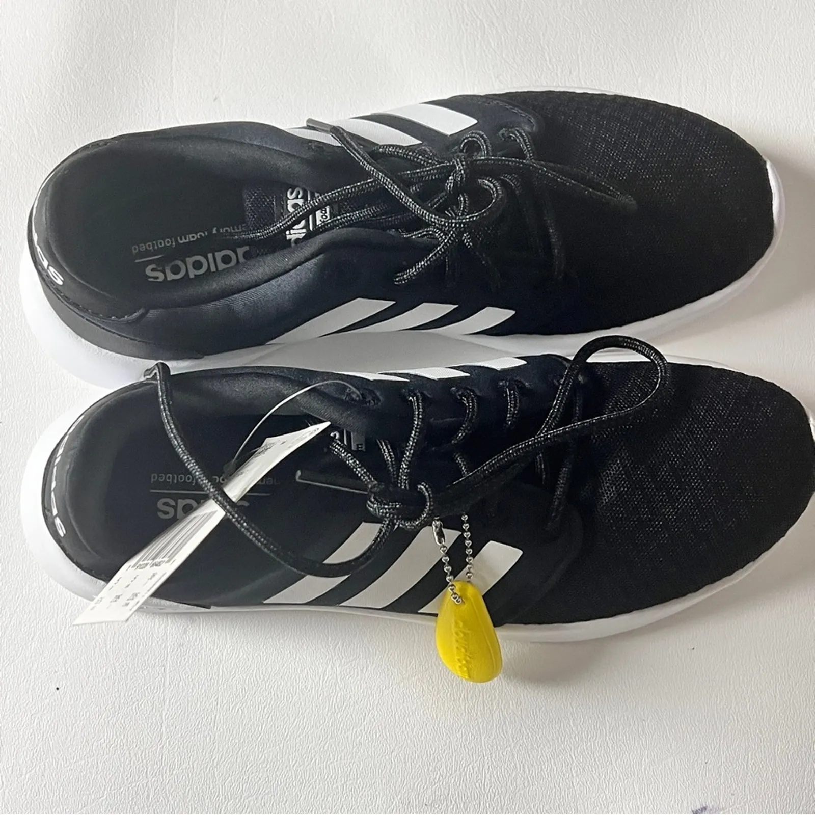 Adidas Women’s QT Racer Cloud Foam Logo Black and White Sneakers Sz 6.5 - Image 4