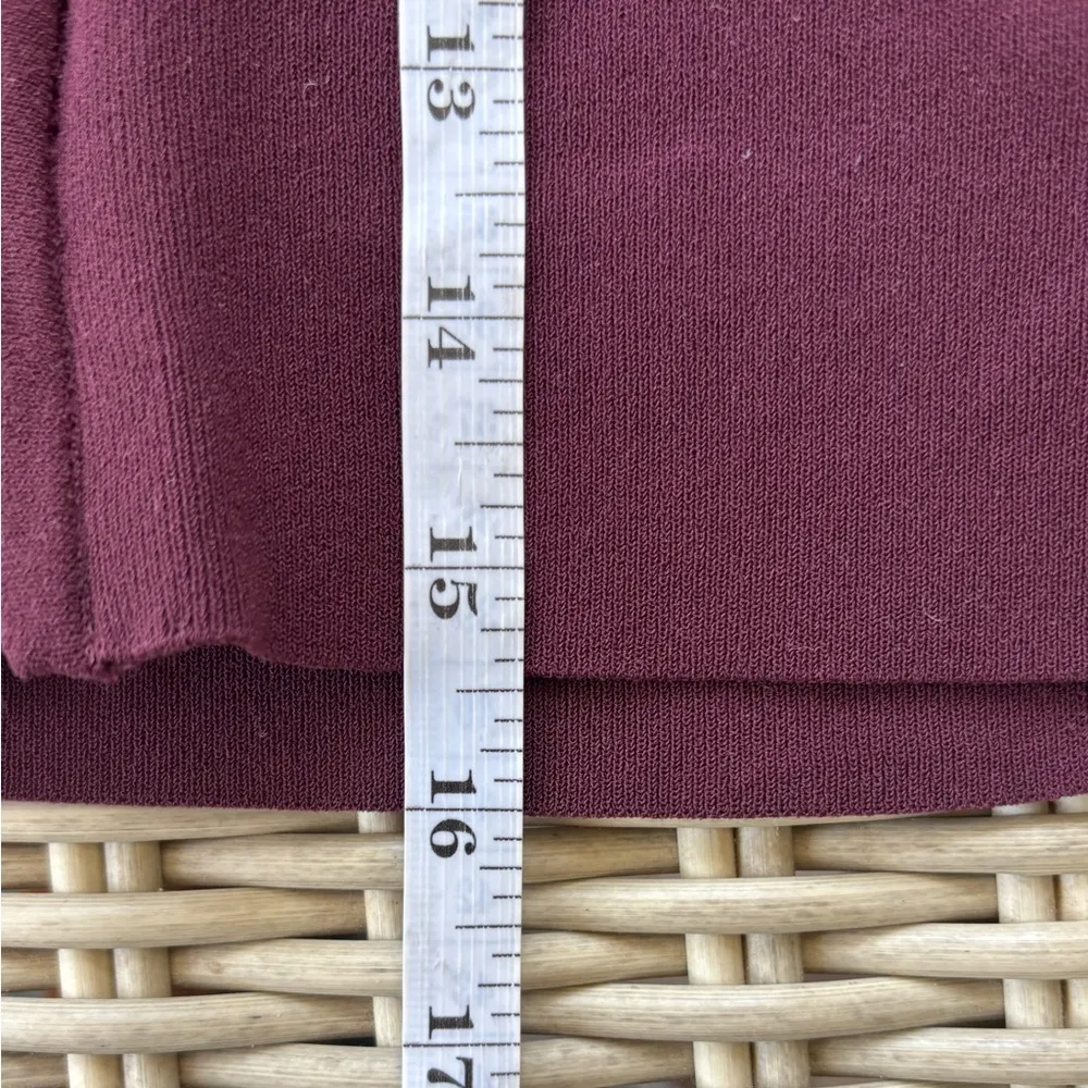 Lululemon Ribbed Knit‎ Mini Skirt medium athleisure streetwear layered staple - Image 9