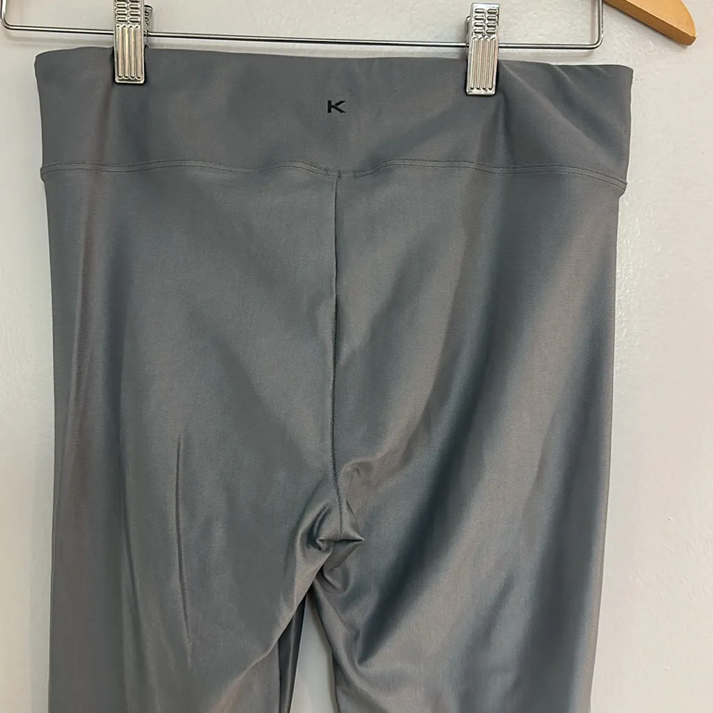 KORAL Leah Infinity Sports Bra Lustrous Silver Gray Cropped Top - Image 14