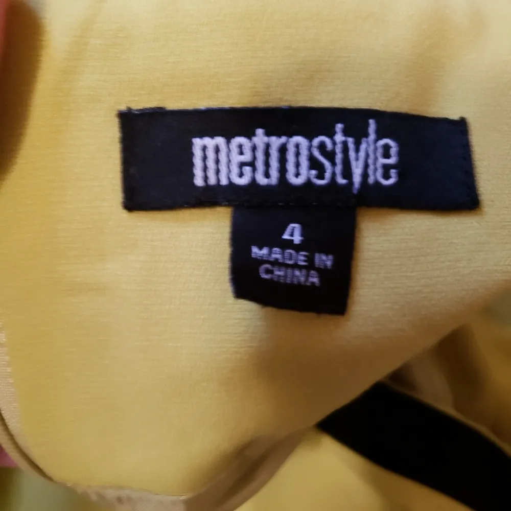 Metrostyle celery colorblock dress size 4 - Image 6