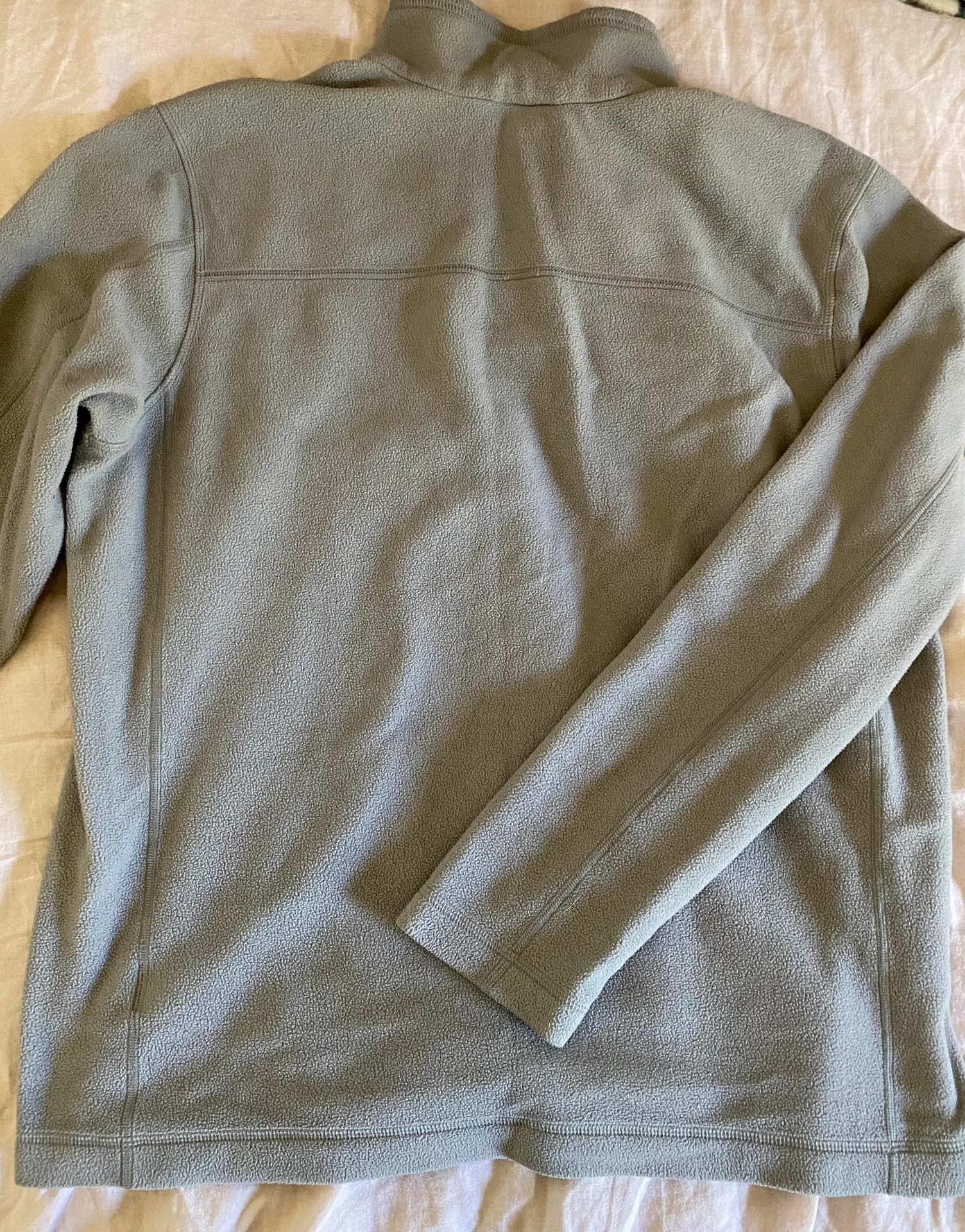 Patagonia Gray Fleece Quarter Zip - Image 4