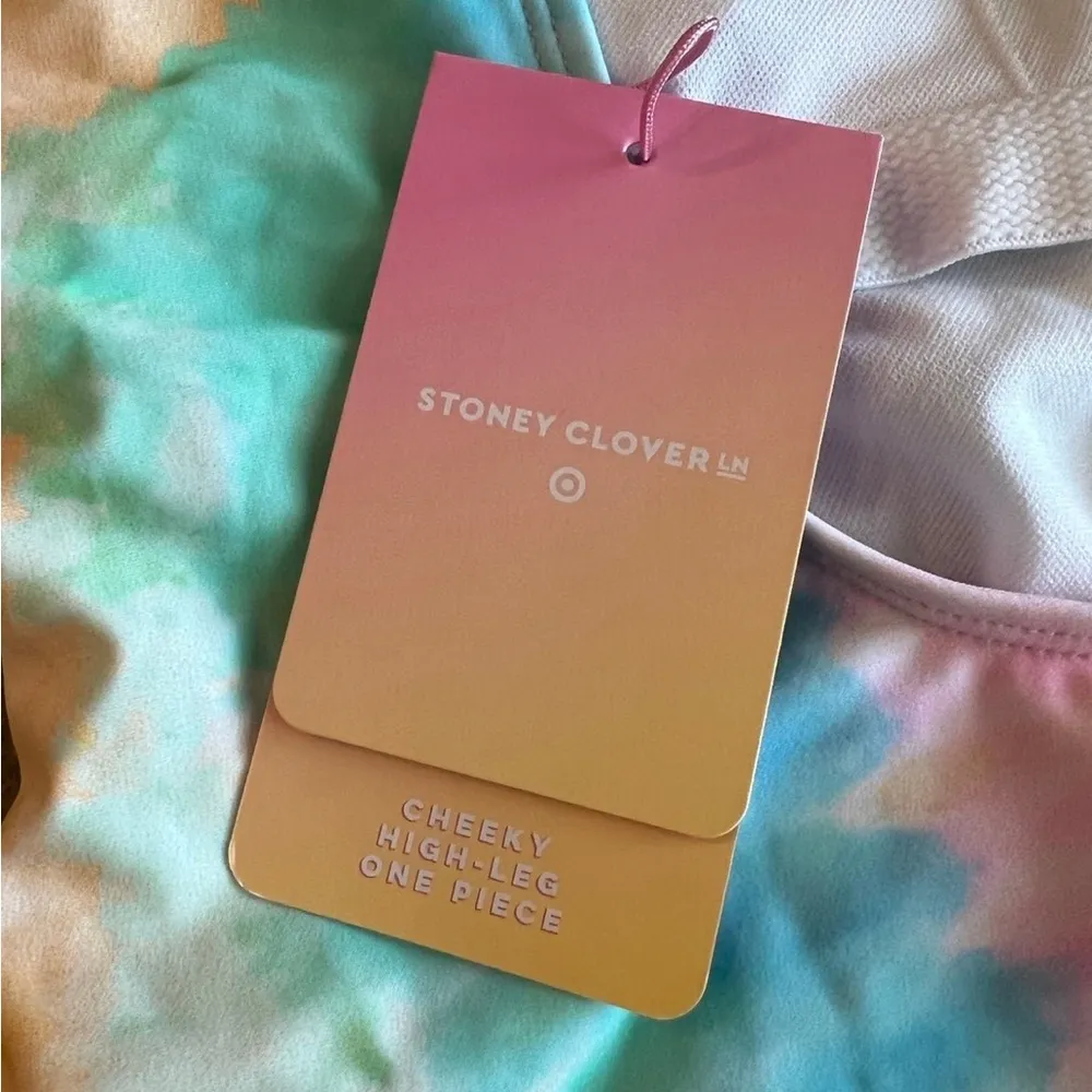 STONEY CLOVER X TARGET TIE DYE CHEEKY ONE - Image 4
