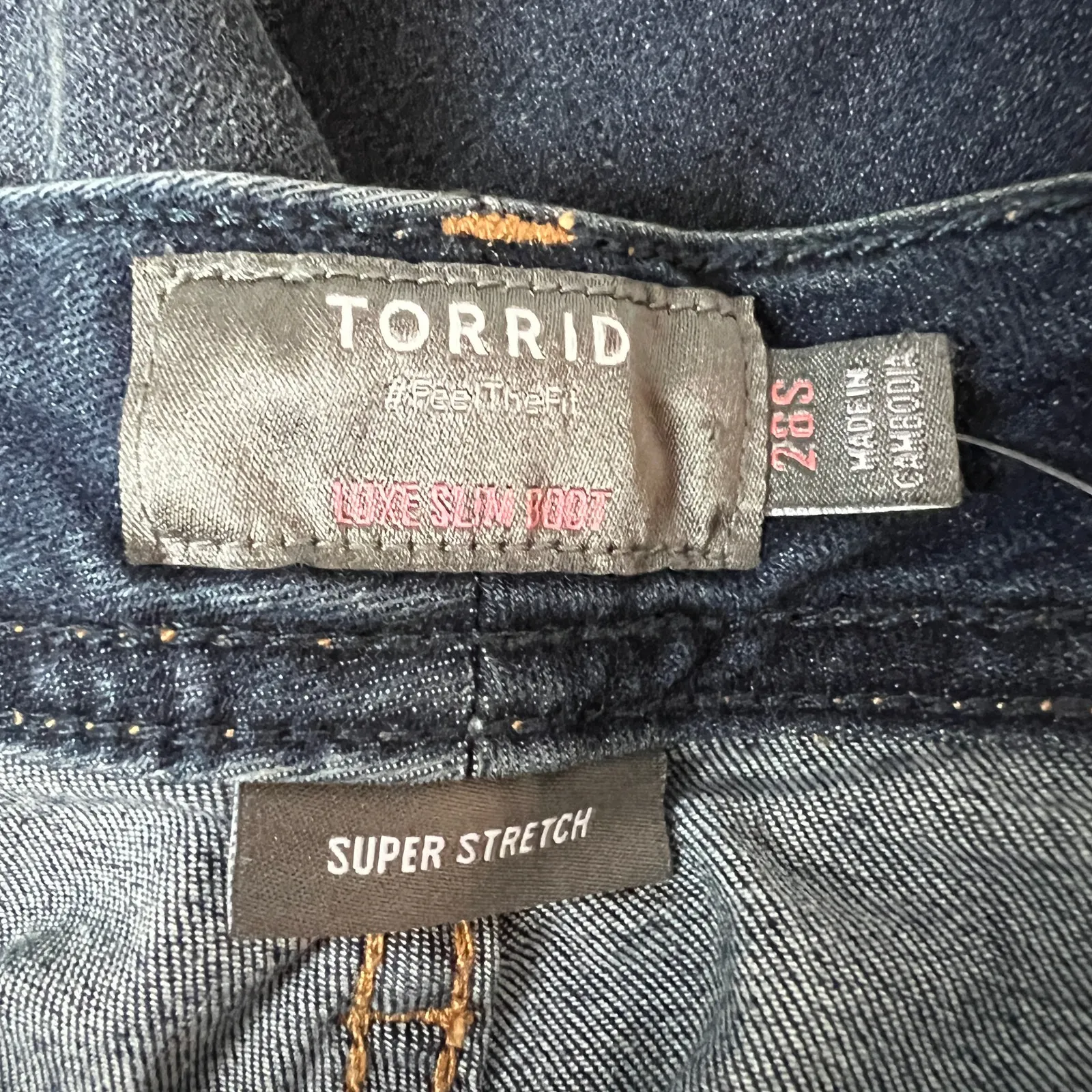 Torrid Women's Plus Size Medium Wash Luxe Slim Boot Jeans - Size 26S - NWT - Image 3