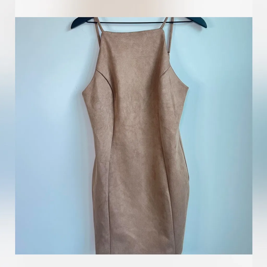 Dress Woman’s Medium Tan Sleeveless Dress Go out Dress Dinner dress Party dress Brown Size L - Image 2