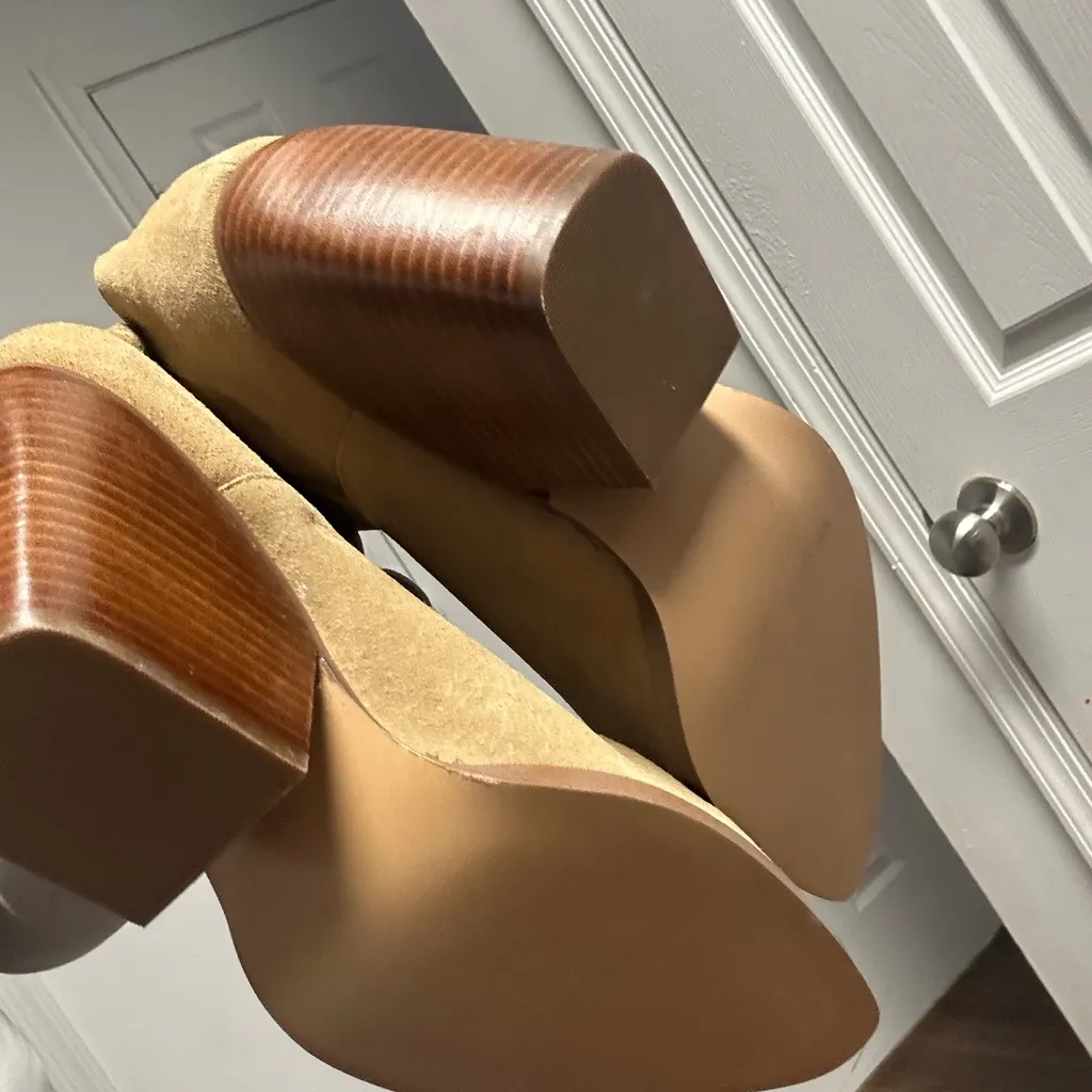 Tan Suede Knee-High Boots - Image 12