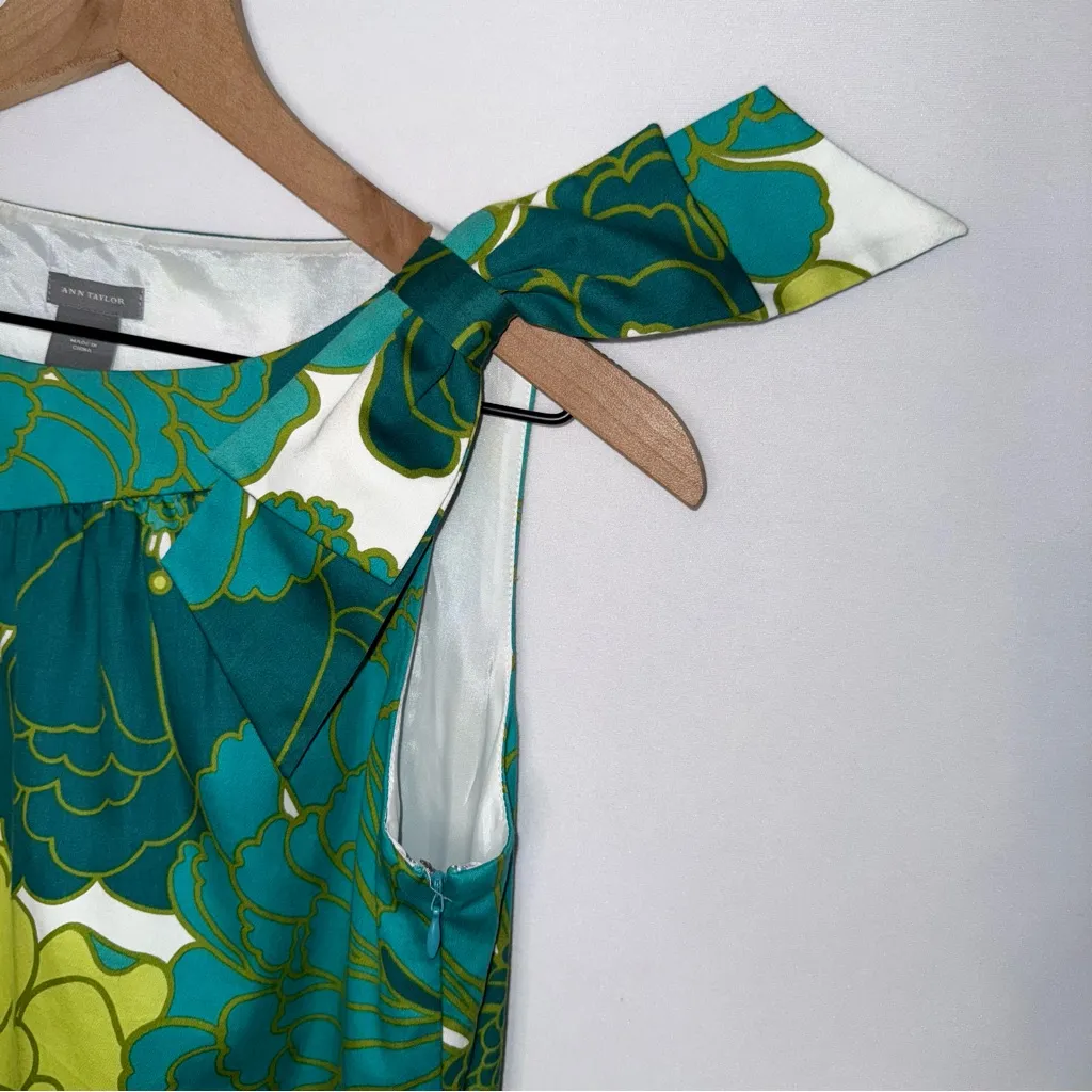 Floral Sleeveless‎ Cocktail Dress - Green and Blue - Image 4