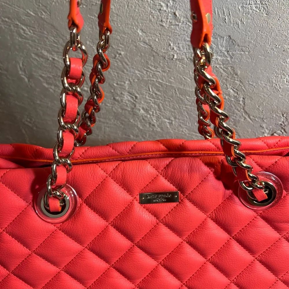 Kate Spade Coral  Quilted Shoulder Bag with Chain Straps Maryanne Flo Gold Coast - Image 13