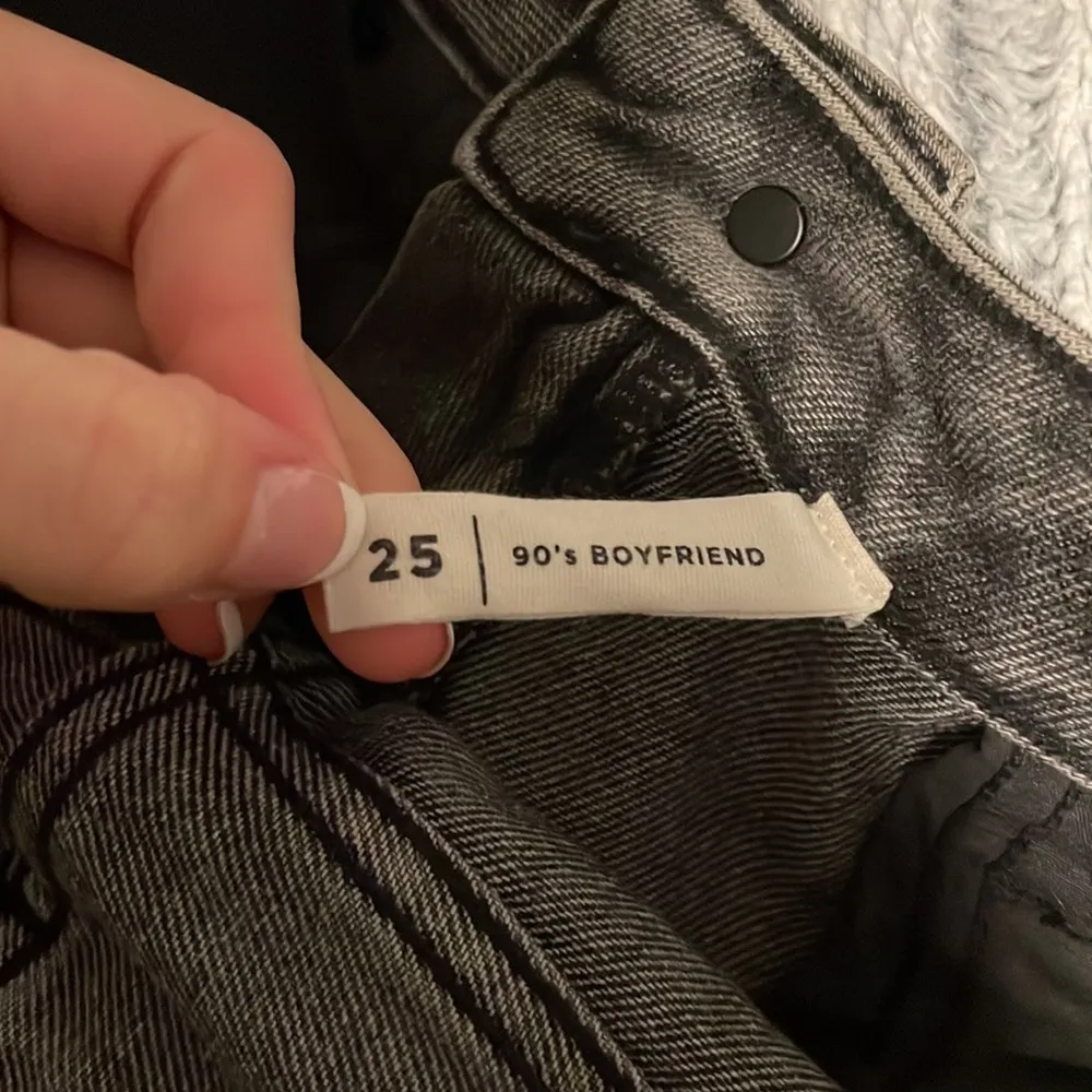 PacSun Black 90s Boyfriend Jeans size 25 - Image 7