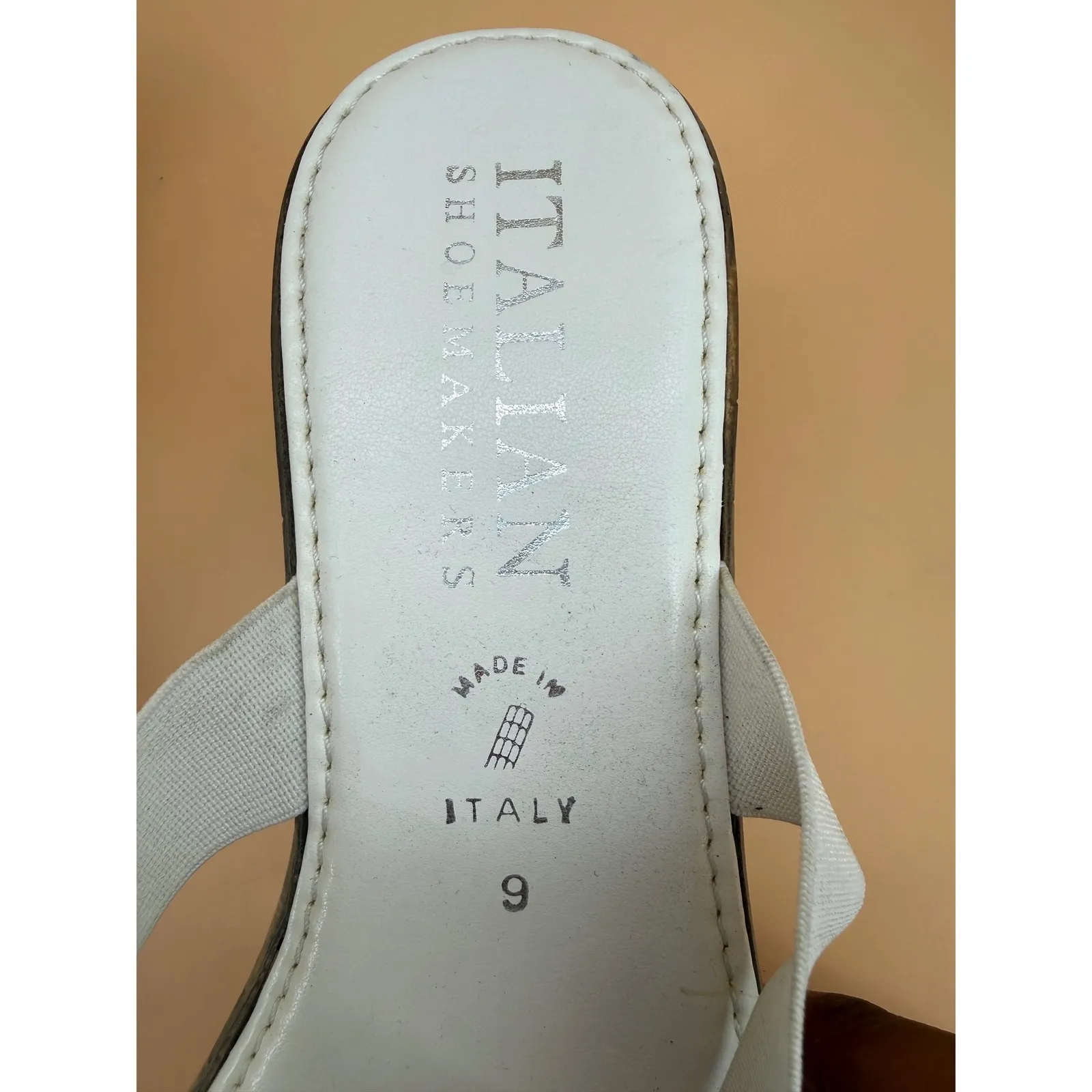 Italian Shoemaker Women 9 White Elastic Cross Strap Open Toe Wedge Sandals - Image 4