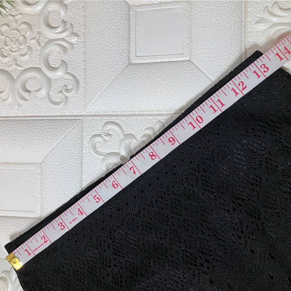 Black Lace Fully Lined Pencil Skirt with Scalloped Crochet Hem size M - Image 4