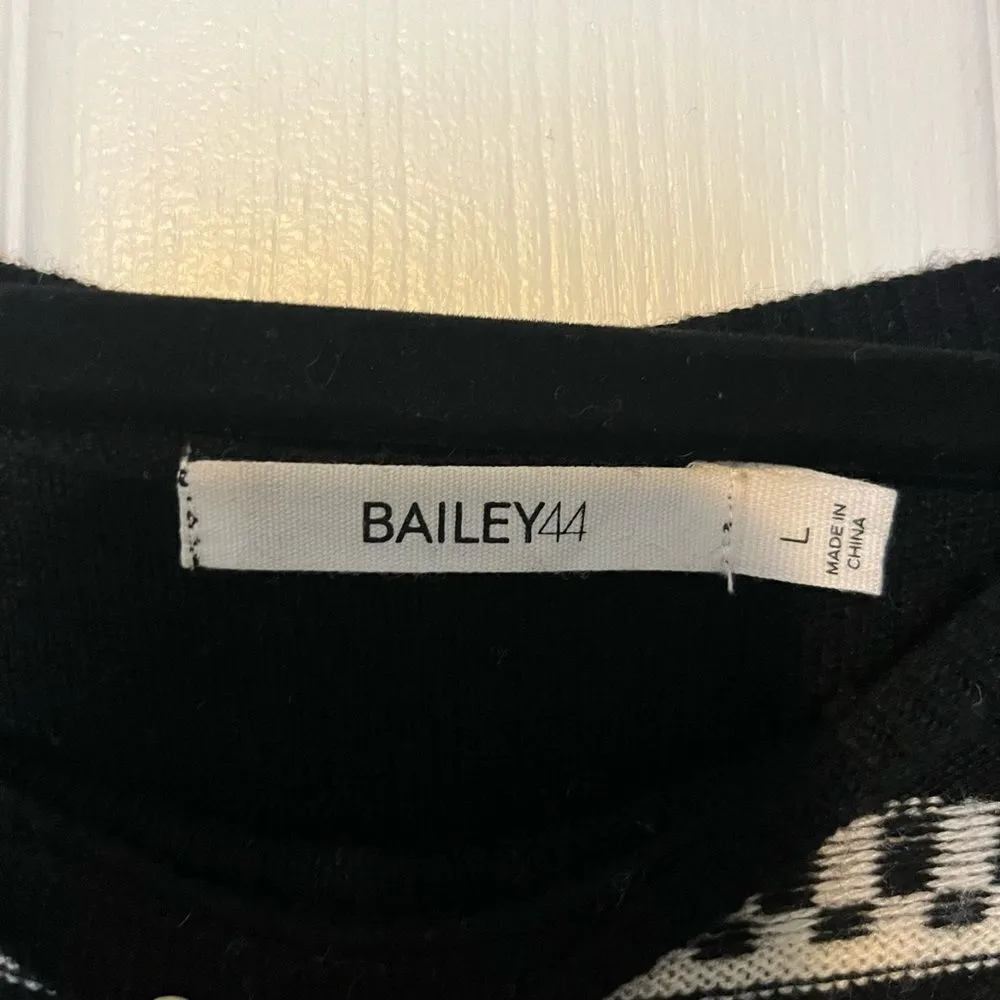Bailey 44 Sweater. Size Large - Image 5