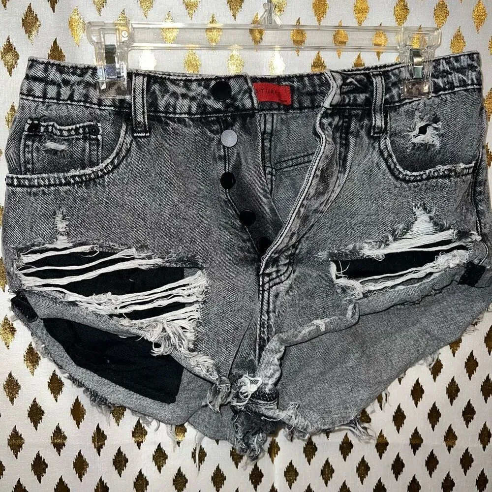 Signature 8 black acid wash distressed denim shorts high waist 5 button size M p Size M - Image 5