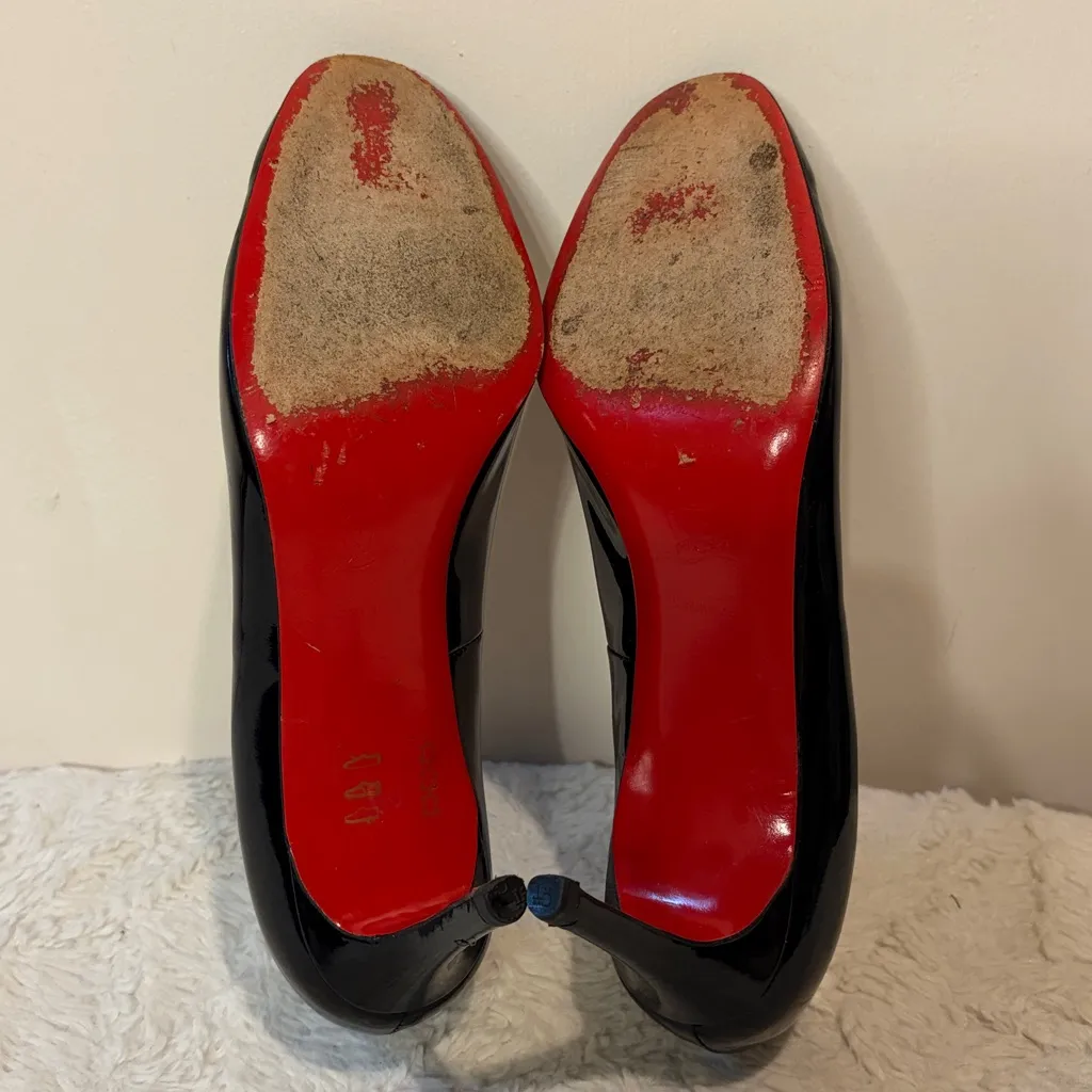 Christian Louboutin- Black Patent Leather Pumps Round Toe- Size 40/ US Size 10 - Image 10