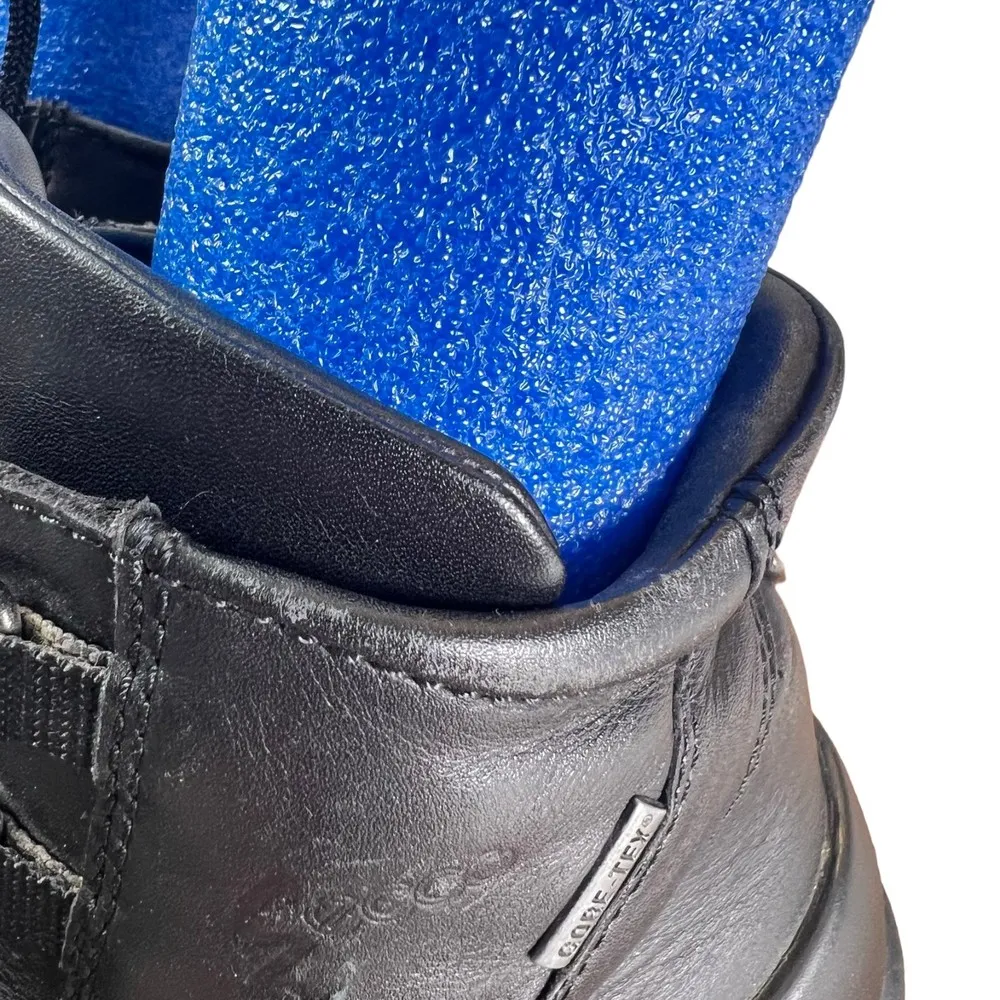 Ecco Gore-Tex 5 Eyelet Latex Sole Outdoor Black Leather Boots Women's Size 6 - Image 9