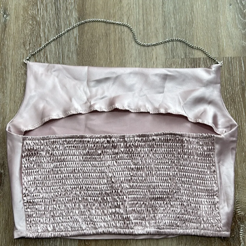Satin mauve colored crop top with chain halter. Size small Purple - Image 2