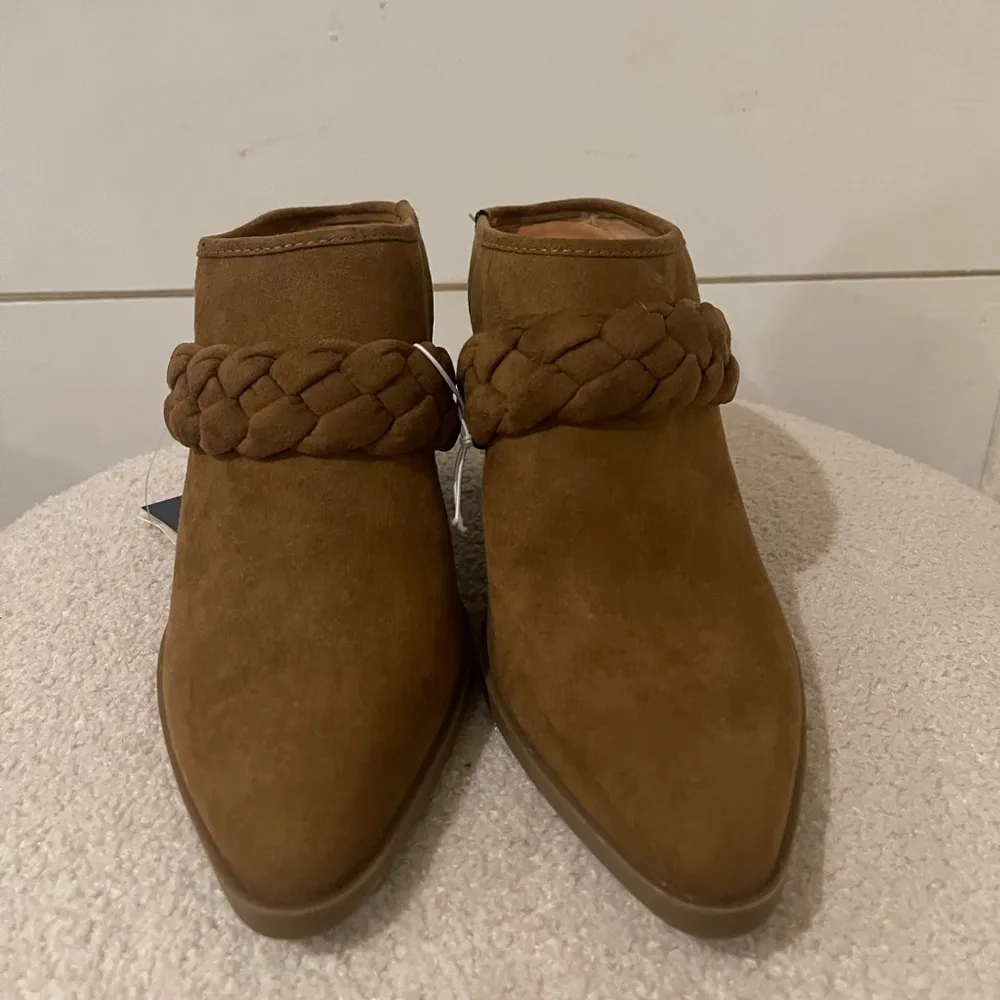 Universal Thread Women's Avis Mule Heels - Image 8