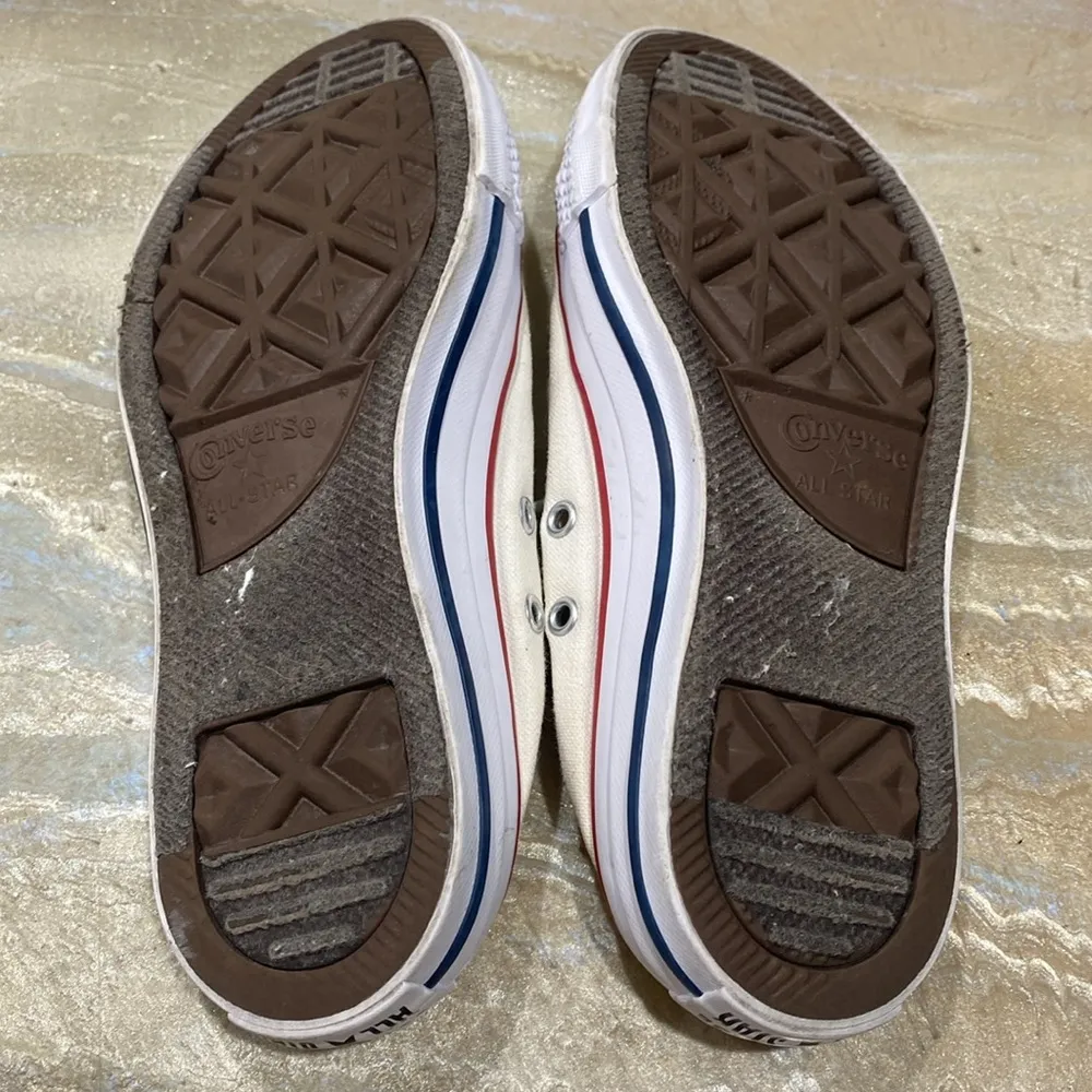 Converse All Star Low Tops Lace Up White Shoes Women’s 7 - Image 9