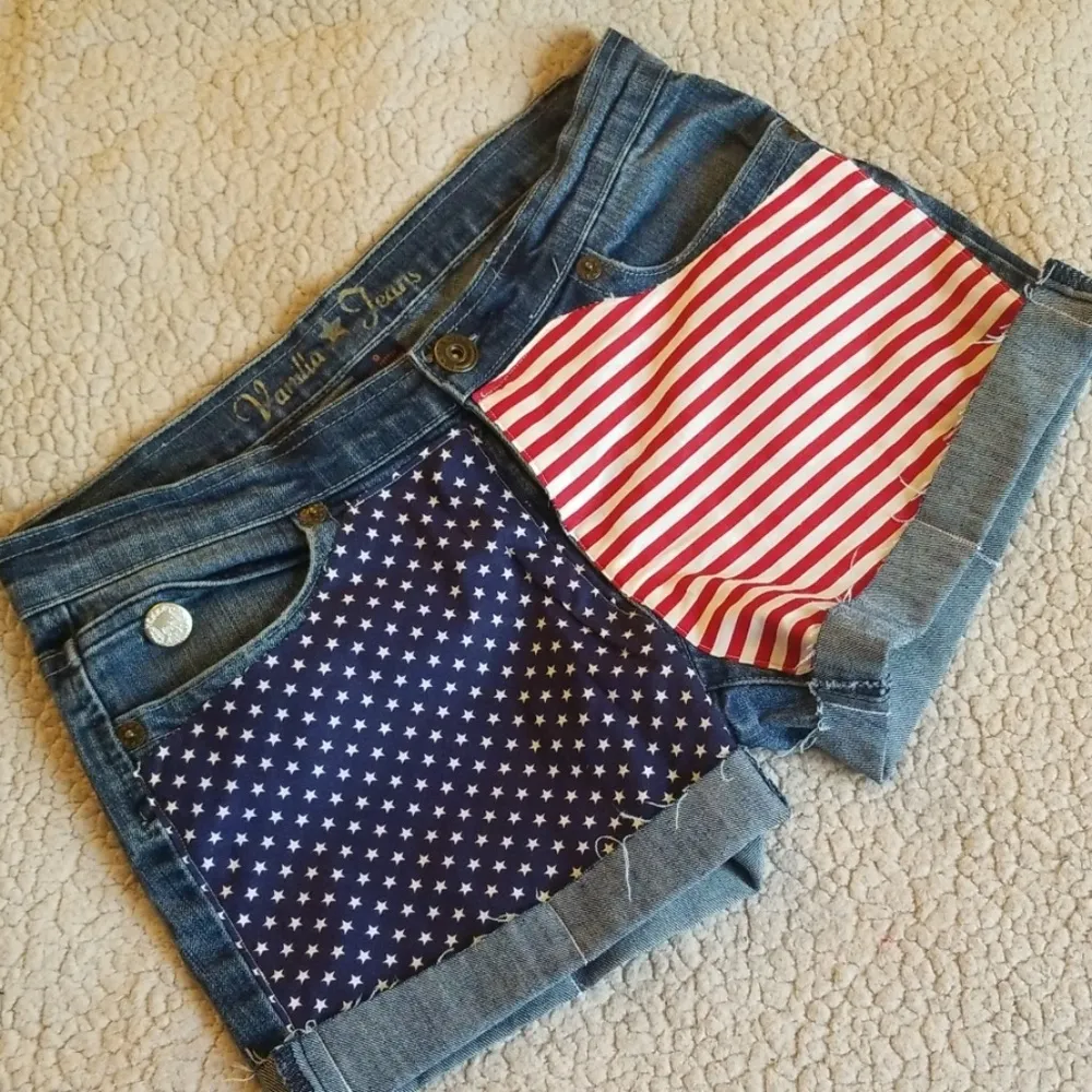 Vanilla Star Jean's Denim Graphic Print American Flag Shorts 9 - Image 7
