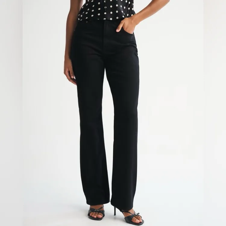Abercrombie & Fitch Curve Love High Rise 90s Relaxed Jean Black - Image 3