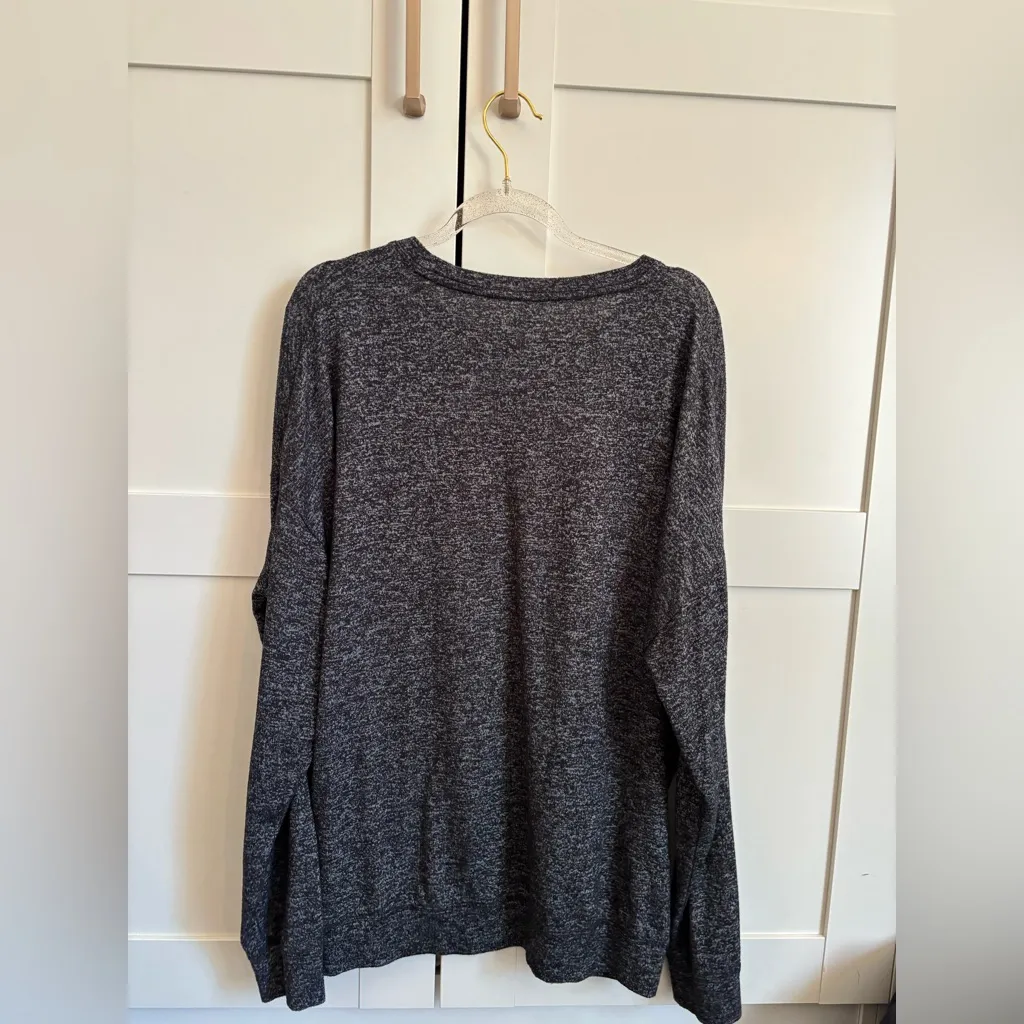 athleta mindful pullover sweater in gray size medium athletic cozy minimalist - Image 3