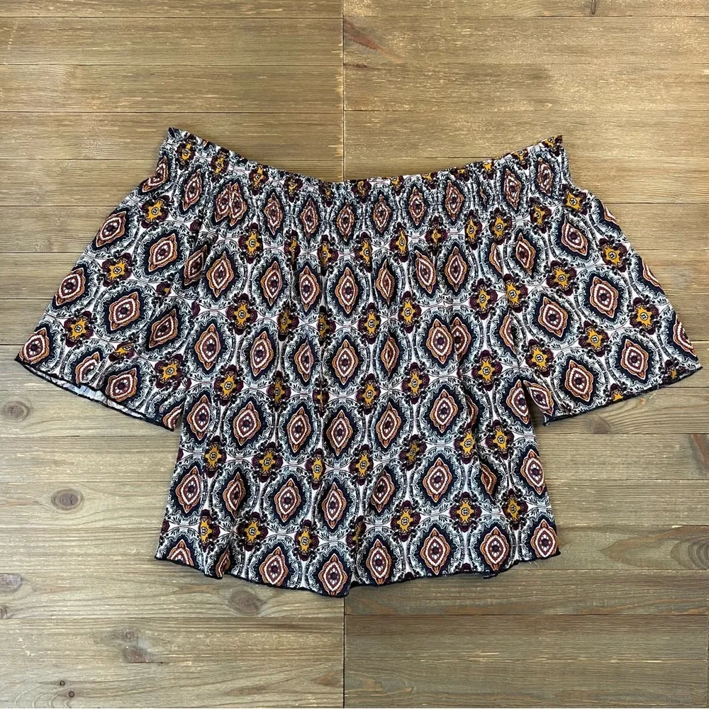 BKE Gimmicks Off Shoulder Top - Image 3