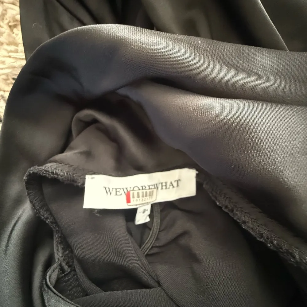 WeWoreWhat 
Blackless Gown - Image 9