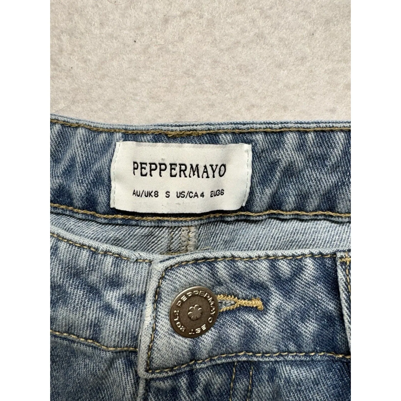 Peppermayo Mid Rise Wide Leg Denim Jeans in Light Blue Size 4 28x31 EUC Boho - Image 2