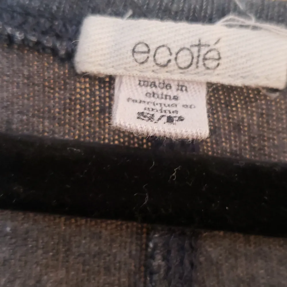 COPY - Anthropologie Ecote' gray tunic dress w mother of pearl buttons - Image 2