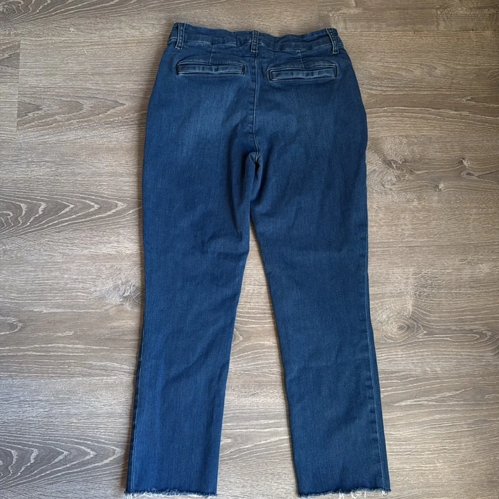 FRANK & EILEEN Wicklow Italian Jeans Raw Hem 1977 Blue Denim Wash 2 - Image 3