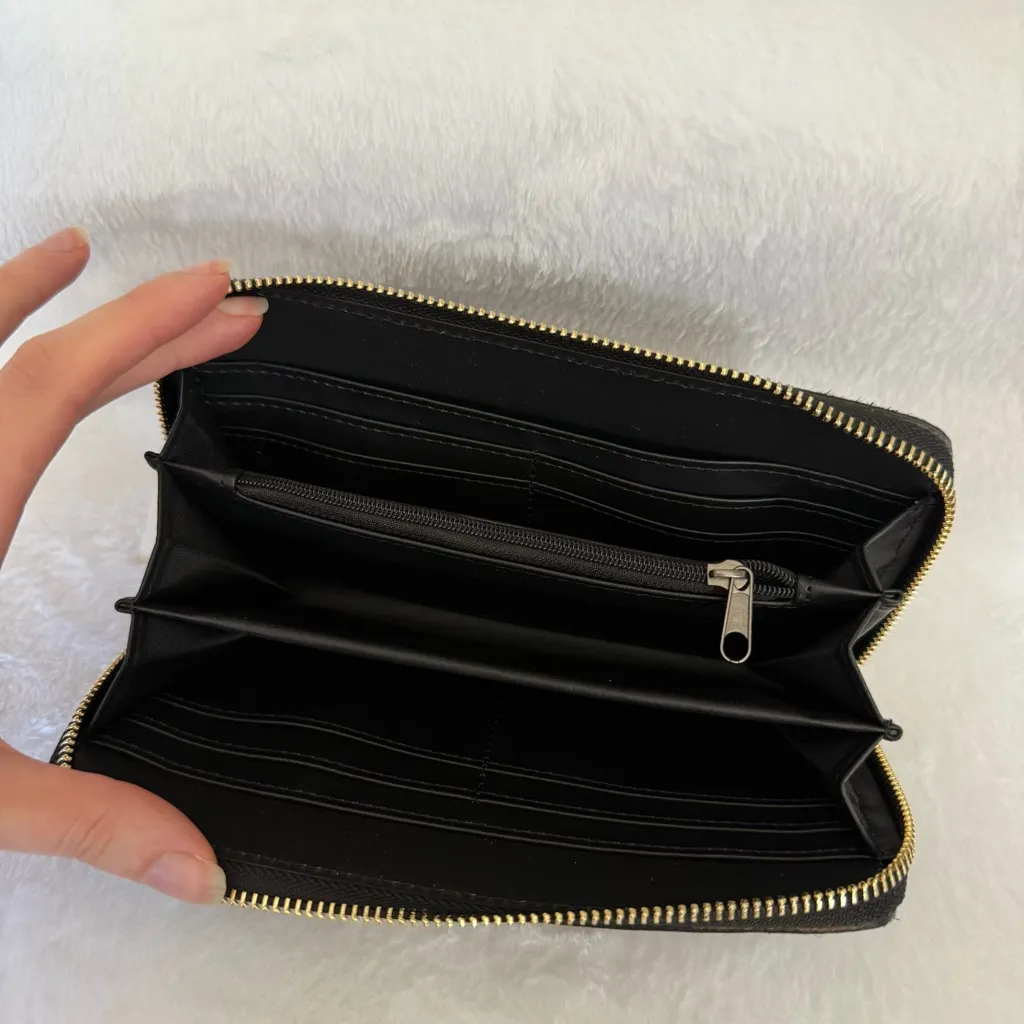 Isadora made in Italy Leopard Print Women's Wallet Black - Image 3