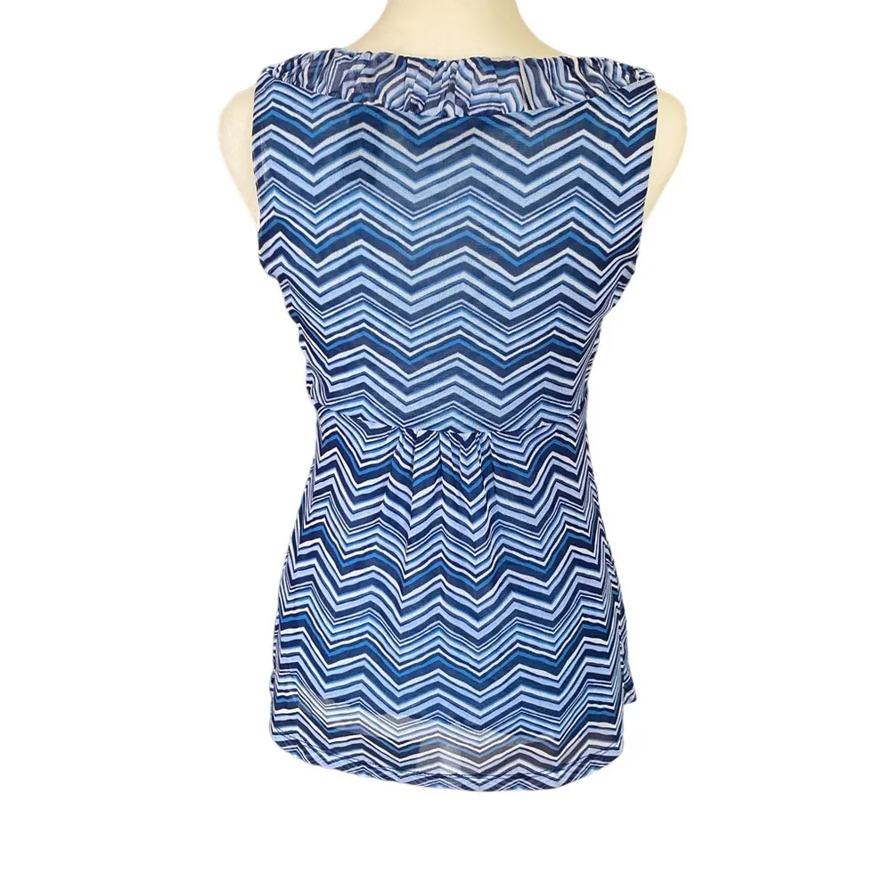 New York & Company women’s XS blue sleeveless baby doll style top fully lined - Image 4